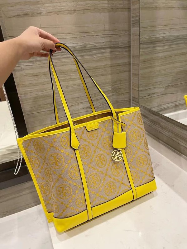 TORY BURCH brand women classic stylish handbag made of leather- mirror  original-yellow- 40*30