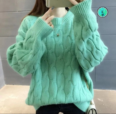 Women's Round Neck Woolen Pullover - green Color - winter collection 2022