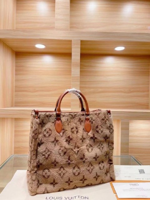 Women's bag of high fur and leather hand-384