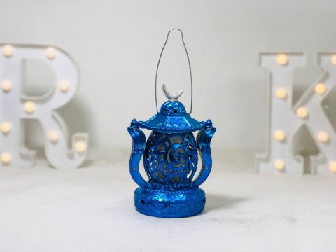 Mosque lantern and small crescent