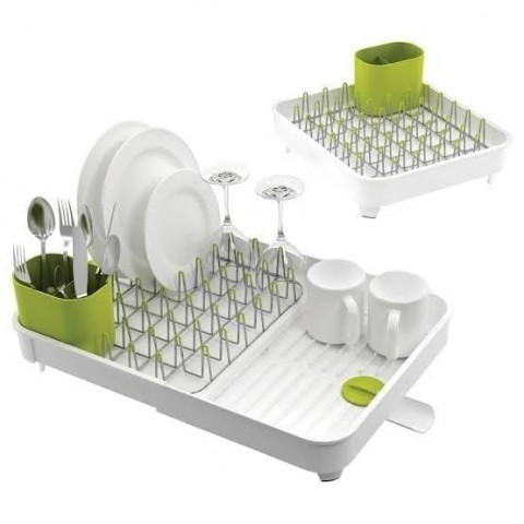 Plastic tray and cup strainer