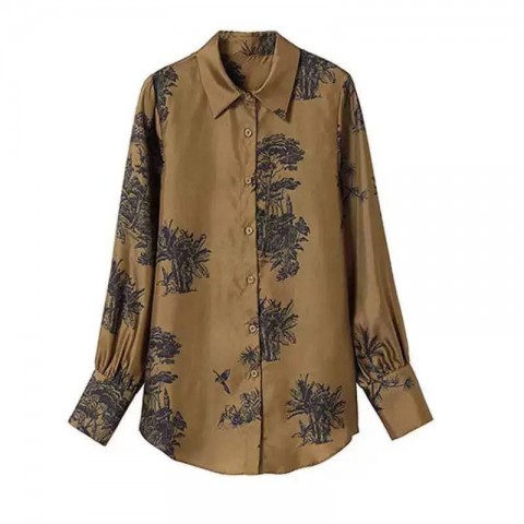 Stylish and practical shirt for women