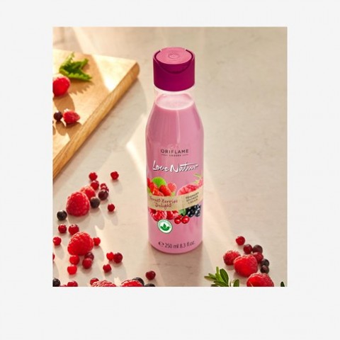 Love Nature Forest Berries Delight Yoghurt Shower Cream